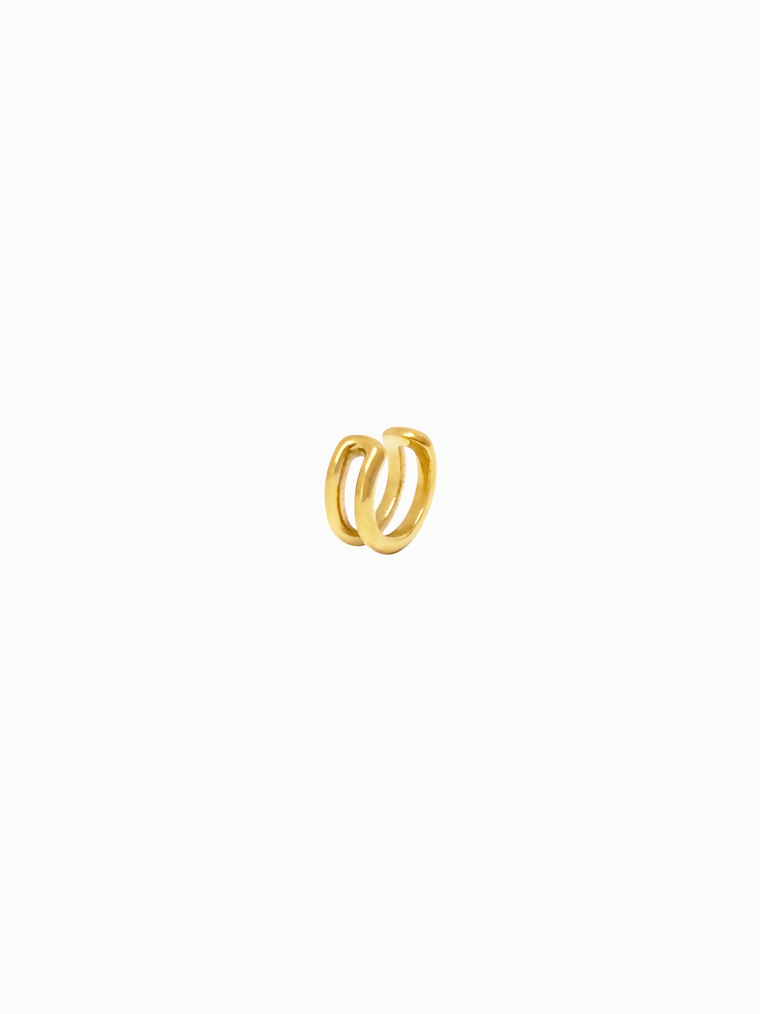 FAVES Chelsea Earcuff side view – 18K gold plated titanium steel double layer adjustable cuff, no-piercing, lightweight and tarnish-resistant