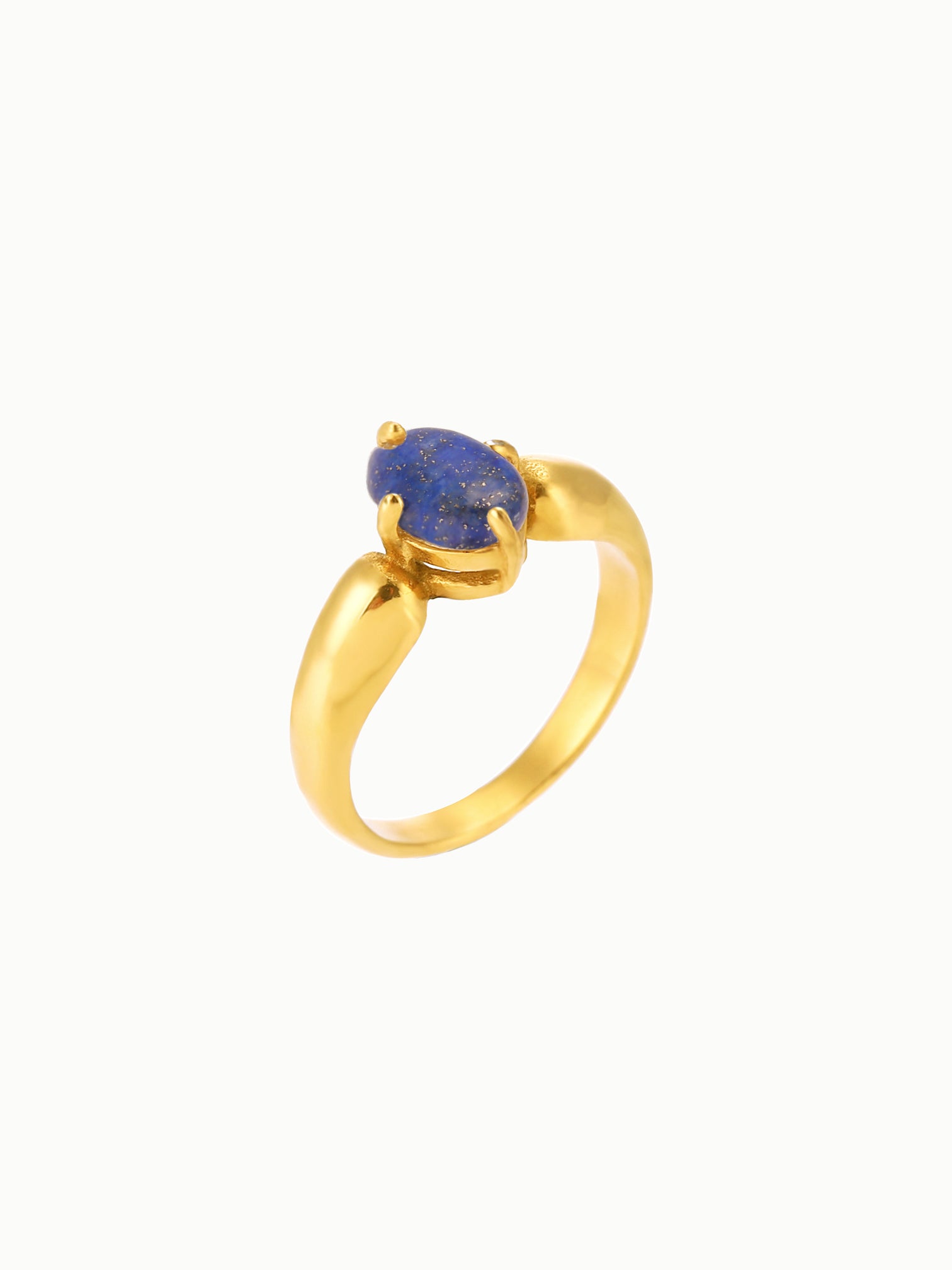 FAVES Katella Ring – 18K gold plated titanium steel band with oval natural lapis lazuli stone, prong setting